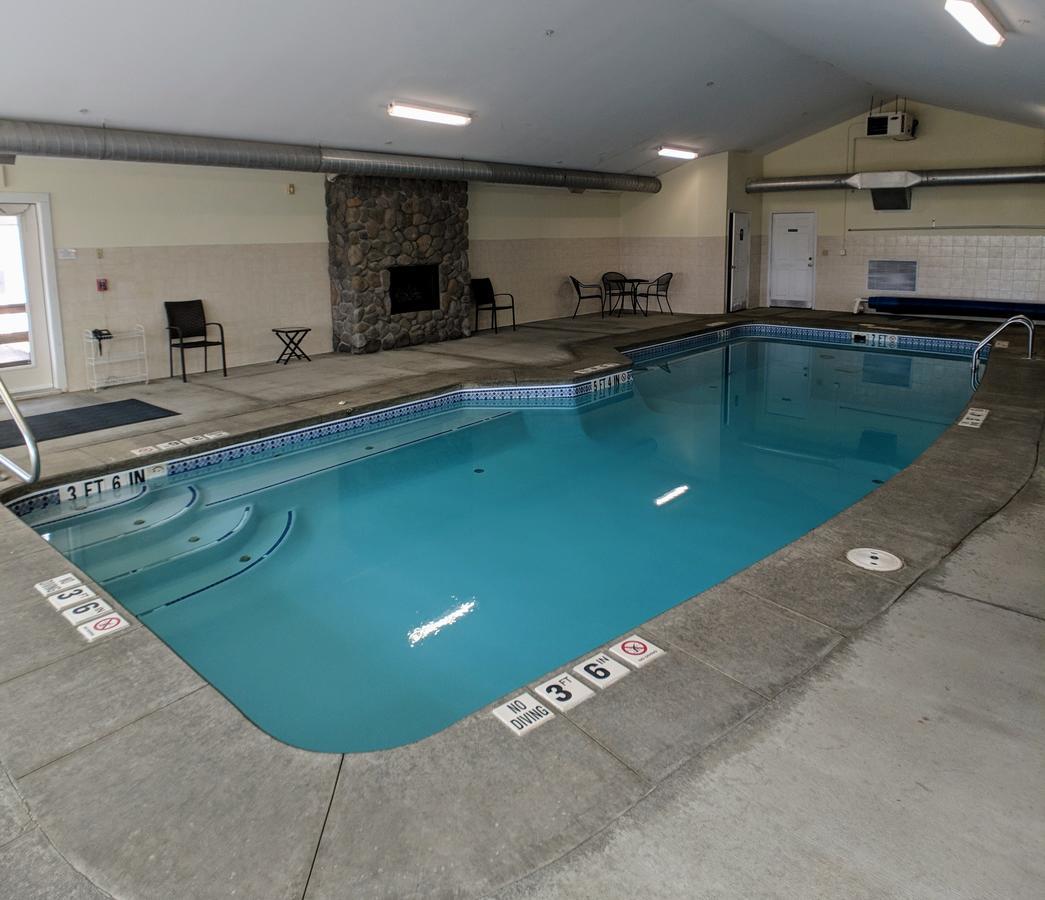 Rangeley Saddleback Inn Eksteriør bilde
